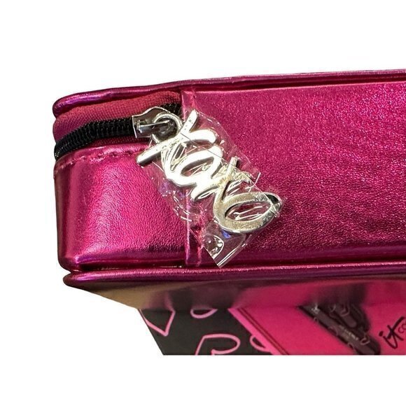 IT Cosmetics Heavenly Luxe skin loving brush set with case. New in Box - Picture 7 of 16